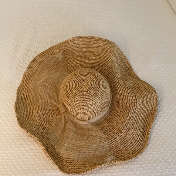 Oversized hat - Picture 2 of 5